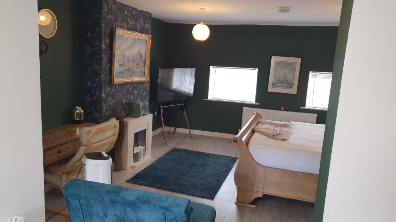 House 1905 - Self Catering Serviced Apartment Tidworth Exterior foto